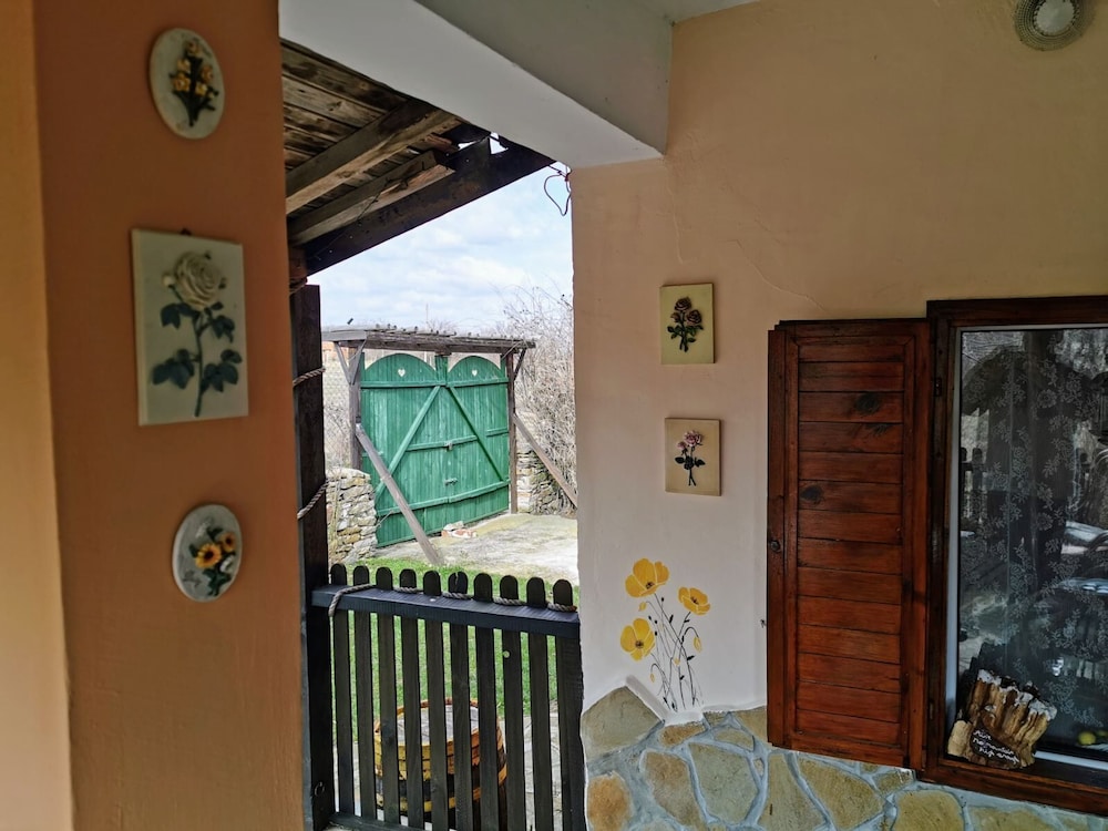 Photo 38