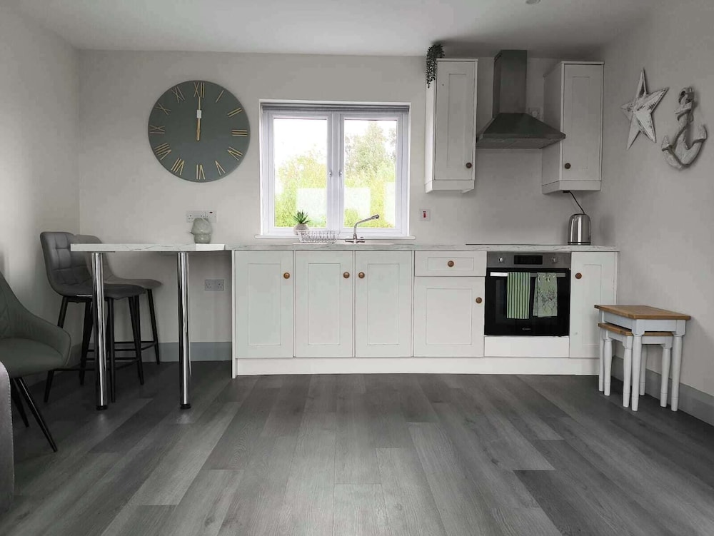 Seaside Apartment- Sligo- Pet Friendly