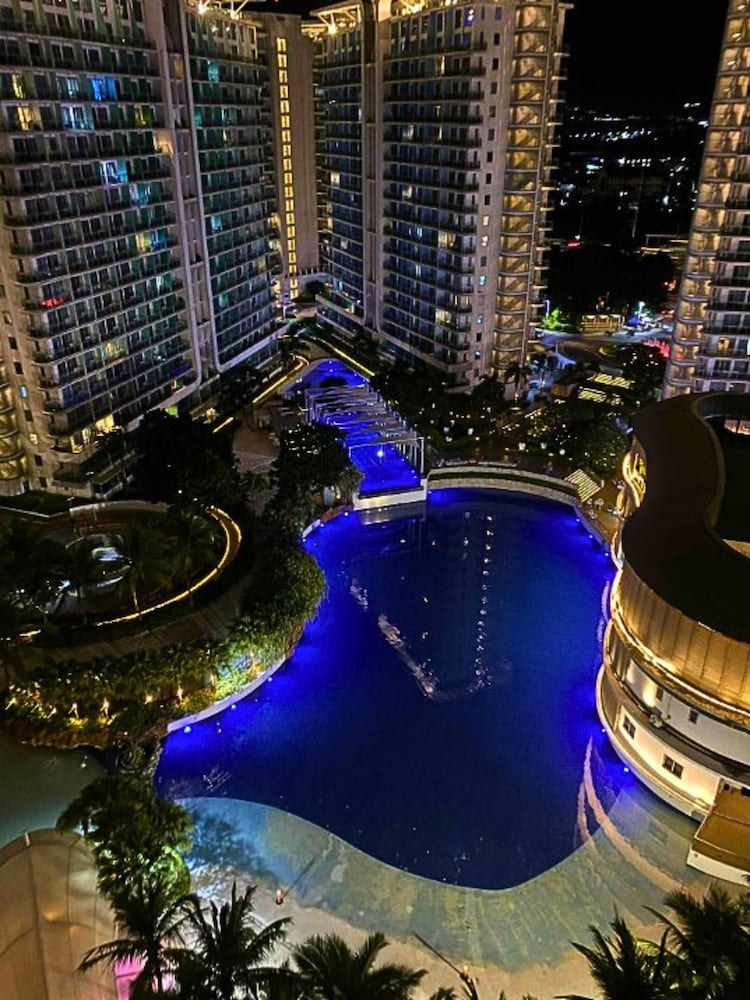 Value Yourself Luxury Beach Near Airport