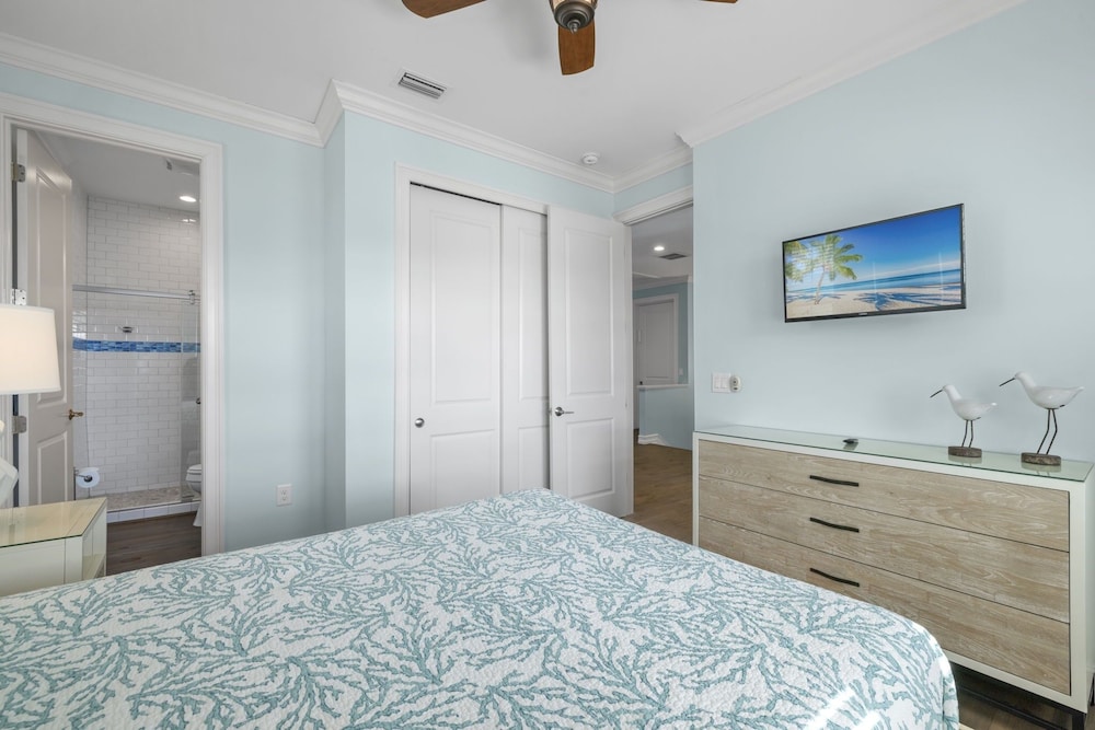 143 Catch And Relax: 5br Home W/ Pool & Spa! 5 Bedroom Home
