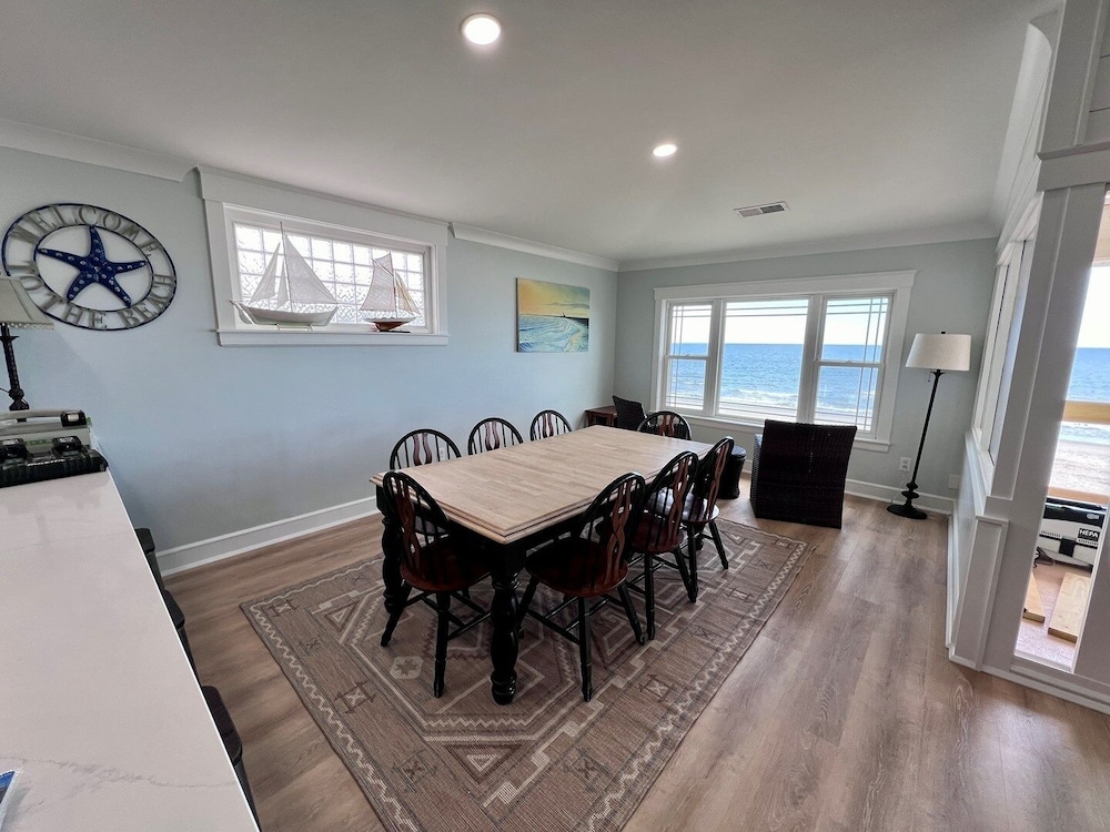 Boston Commons Penthouse 5 Bedroom Condo by RedAwning