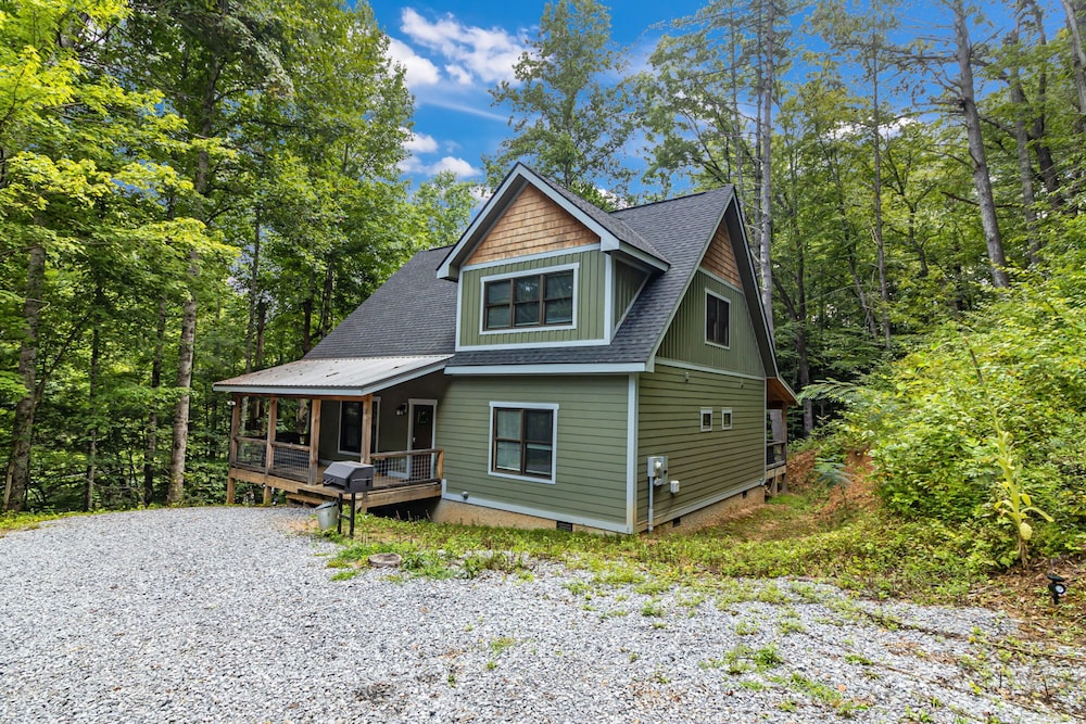 Pinewood Forest Walden's Creek Cabins