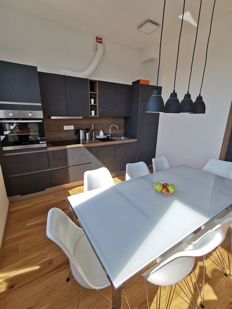 Apartments Egis Koper
