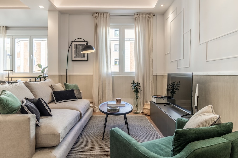 Laguna - 3 Bedroom in Ibiza