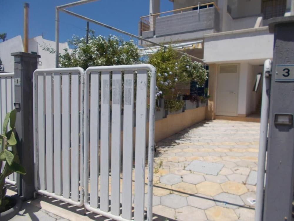 Comfortable Apartment Near the Beach