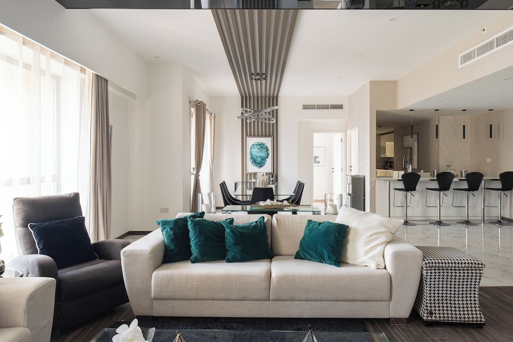 SIMPLY COMFORT Lux Penthouse 4BR Apartment with Iconic Marina Views