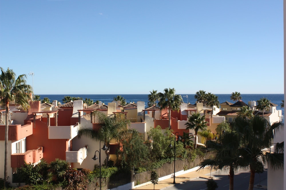 Penthouse With Pool view 5