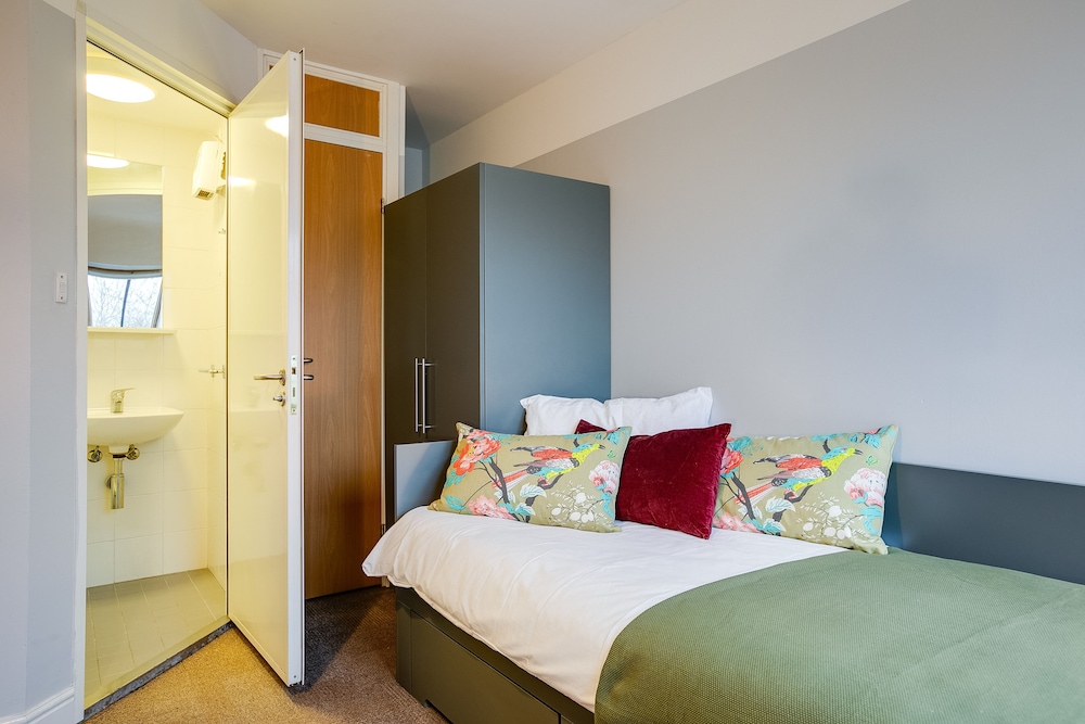 Griffith Rooms