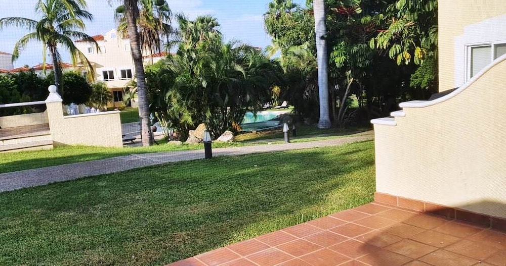 Condo P Iguana