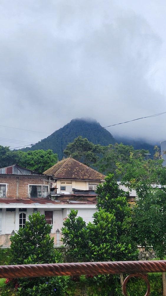 Villa Pojok