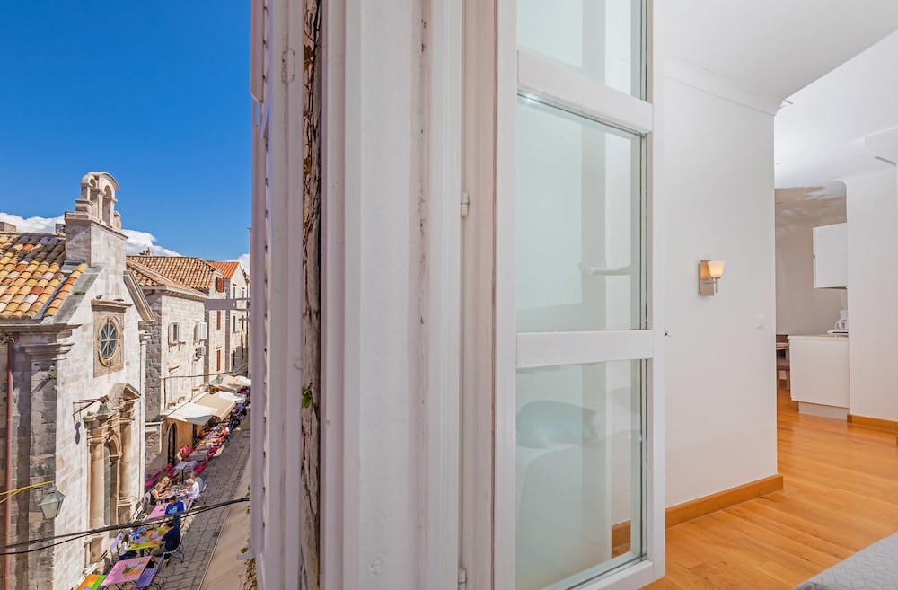 Apartments Feri