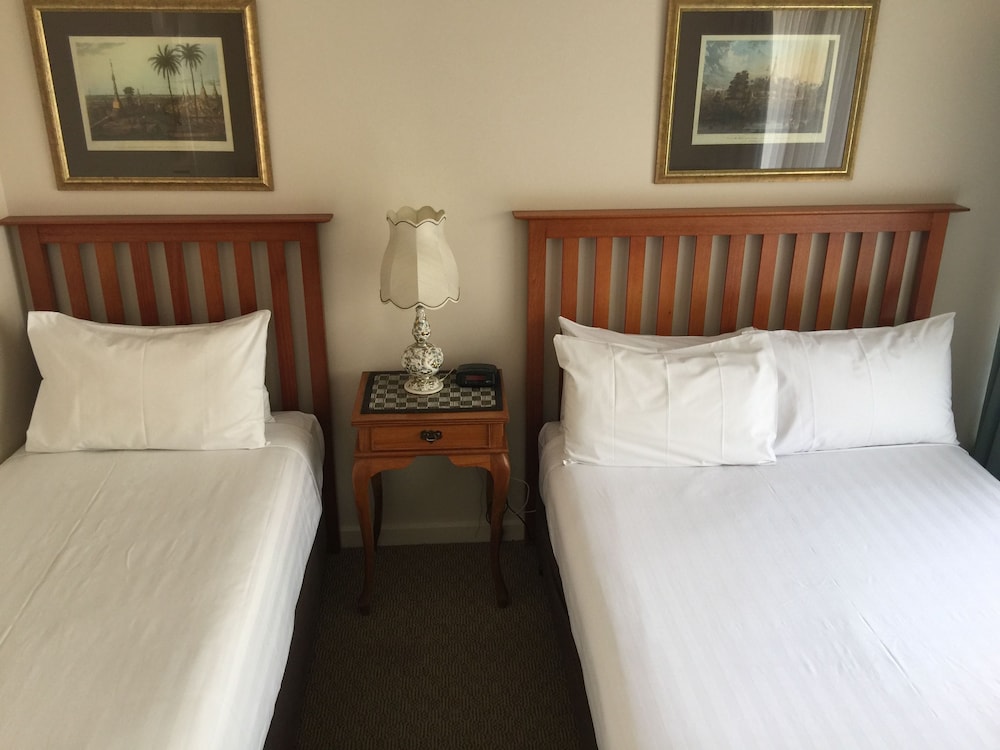 Aberdeen Motor Inn