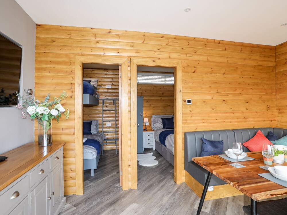Hilltop Lodge