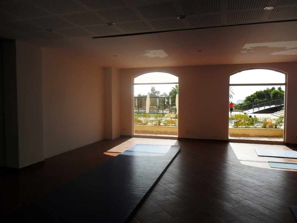 Sweimeh Vacations - Dead Sea Spa Hotel - Property Image 4