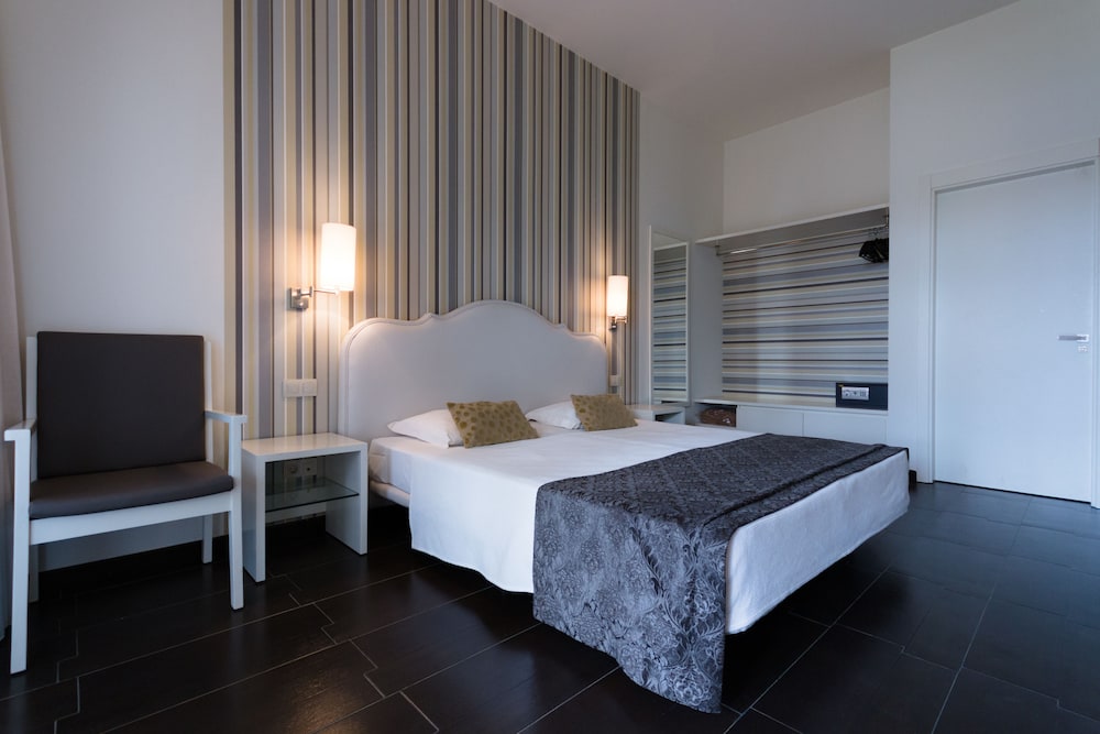 Sal Vacations - Hotel Pontao - Property Image 5