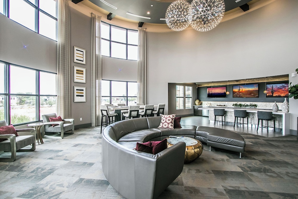 Rooftop Pool with Views-King Beds-Parking 1123 - Property Image 33