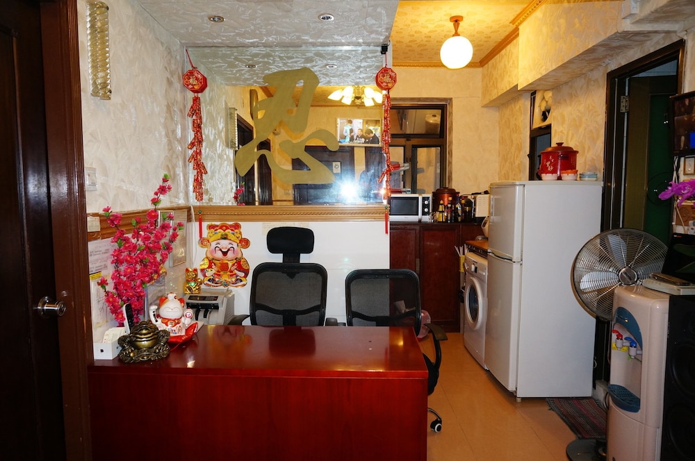 Lucky Hostel - Image 2