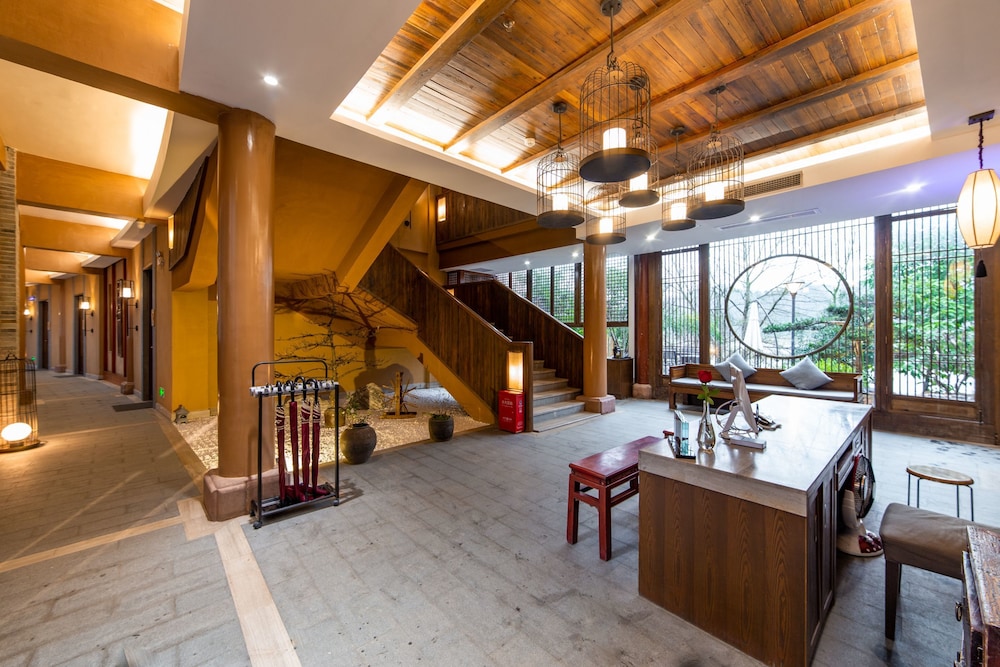 Qiansu Ban Jiang Xia Boutique Inn view 2