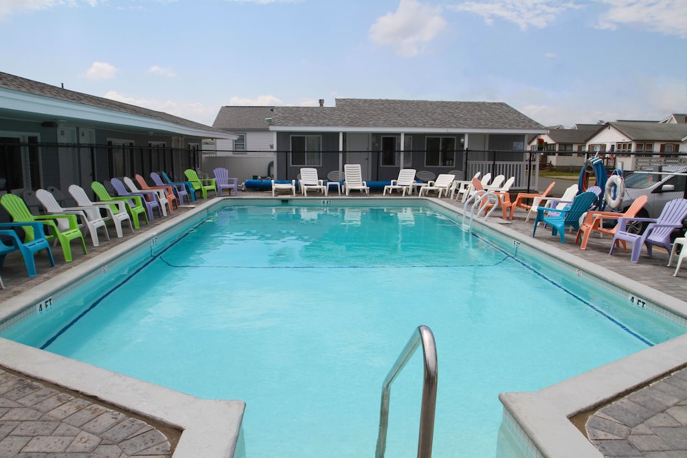 Marguerite Motel