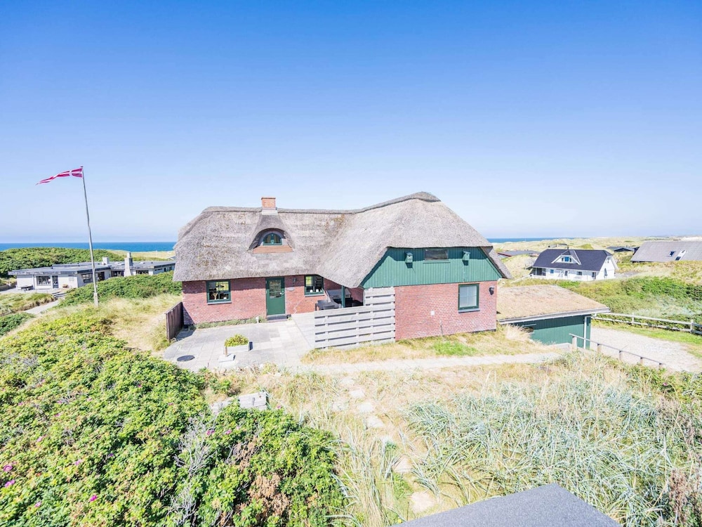 Holiday Home in Henne