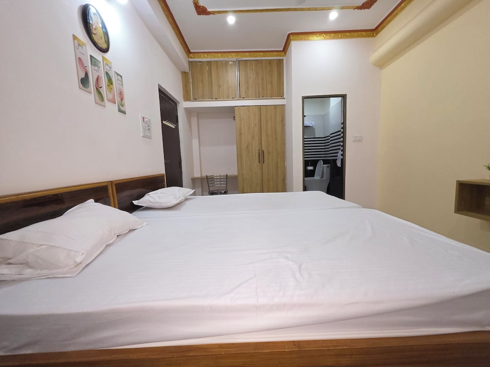 Narayans Residency