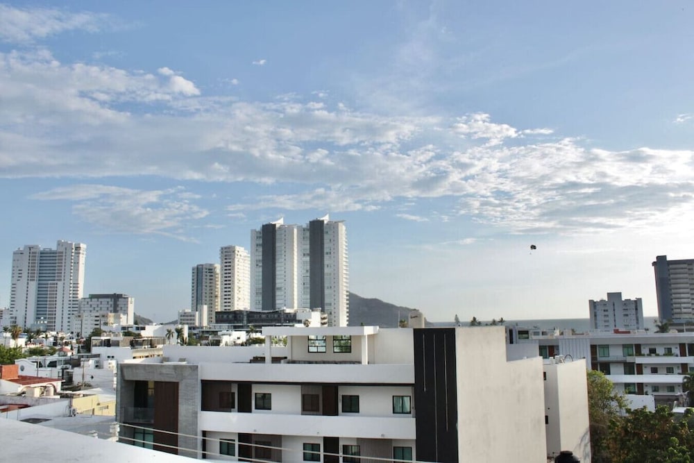 Rincon Colonial Apartments
