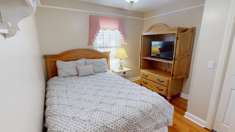 Pelican Point by Tybee Vacation Rentals