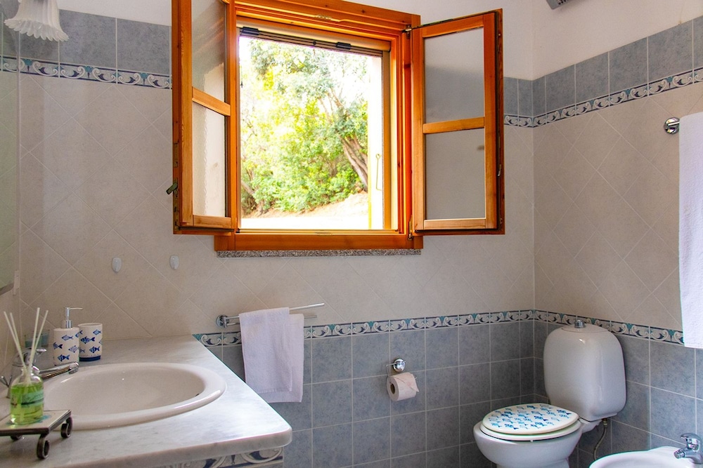 Sardinia Re - Villa Green Val