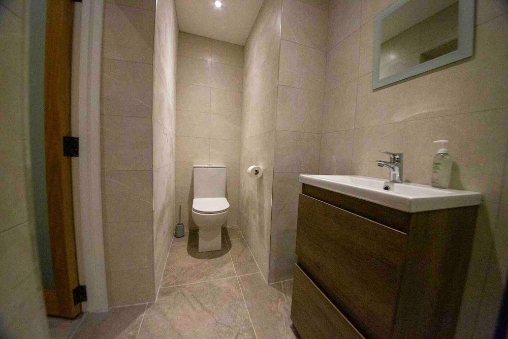 Peace Apartment With Views Near Gorey