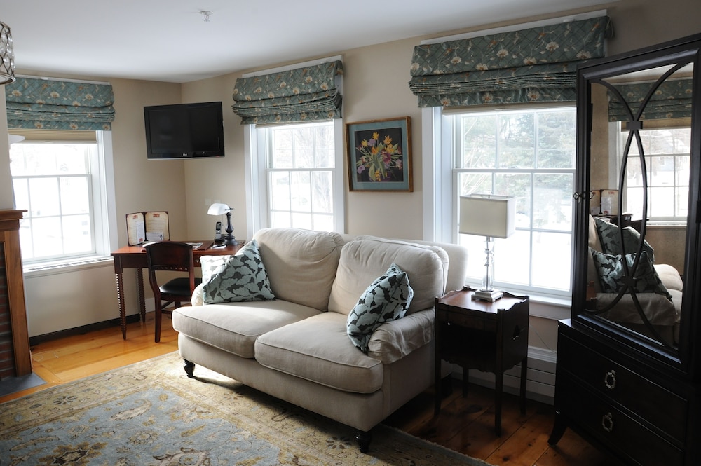 The Lyme Inn