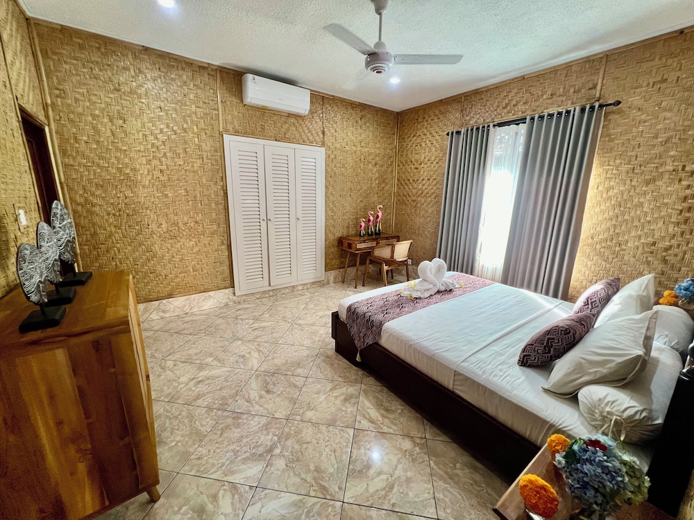 Villa Tiga Naga Sanur