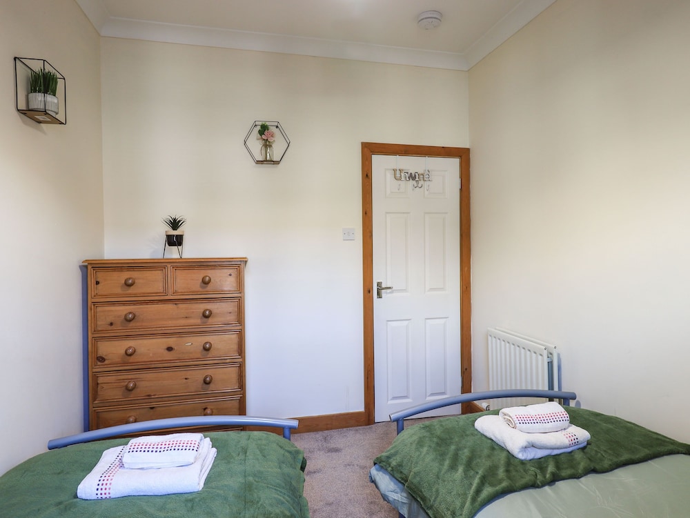 The Oaks Cottage