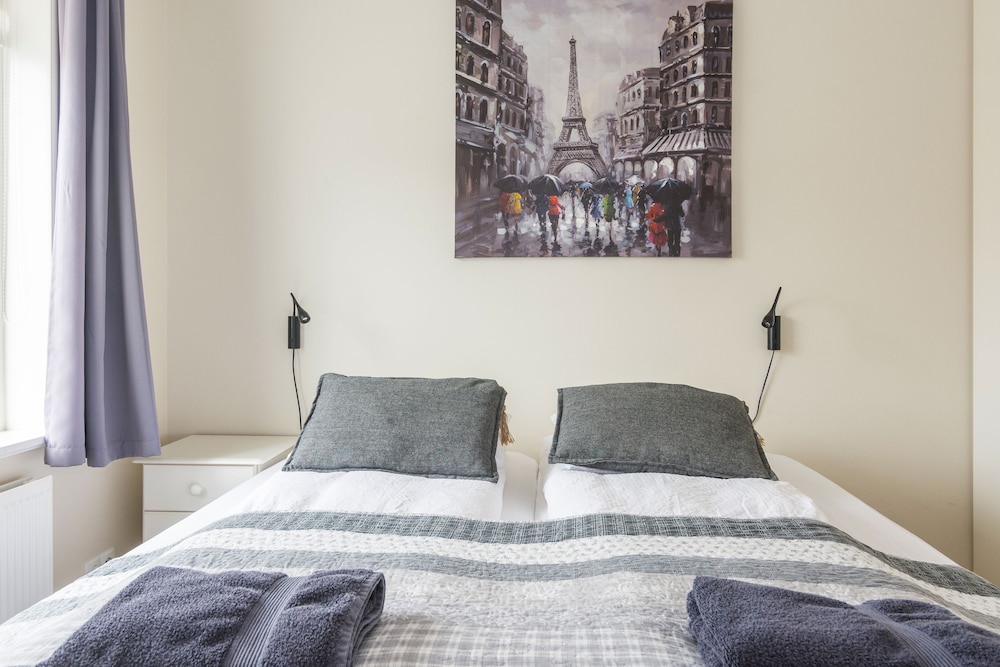 Acco Town Square Apartments