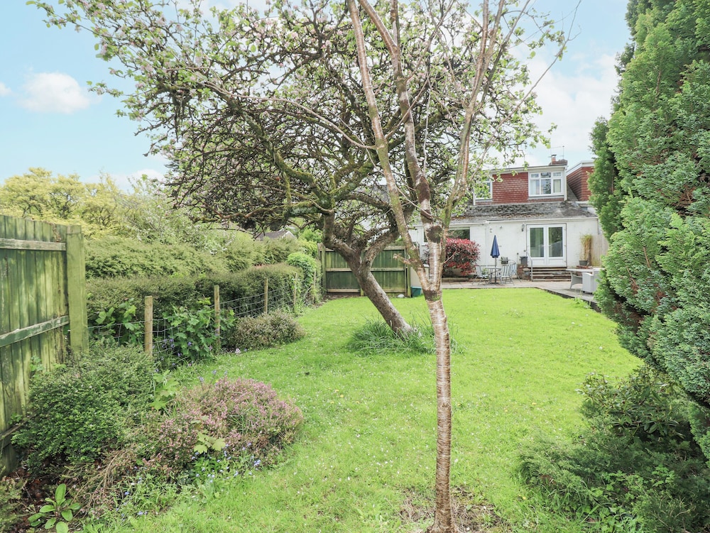 Ewenny Cottage