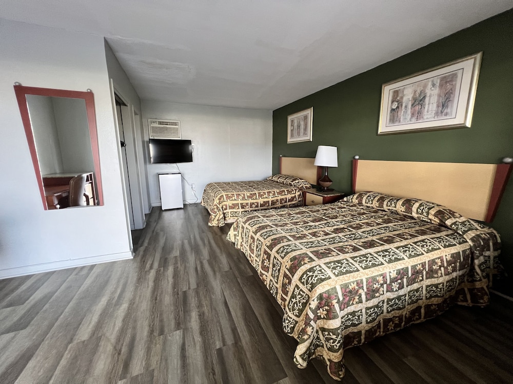 Oak Tree Inn - Property Image 18