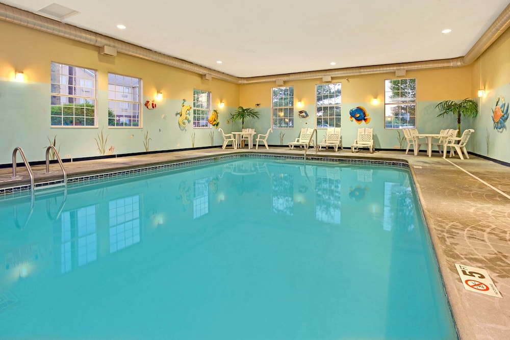Hawthorn Extended Stay by Wyndham Cincinnati/Sharonville - Property Image 9