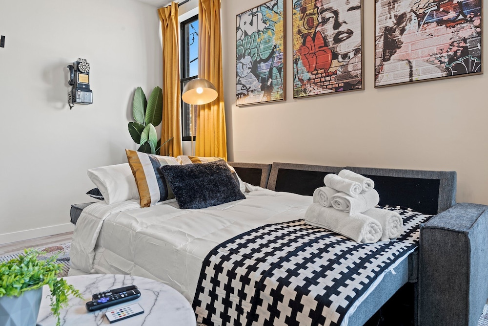 2BR Amazing Roof Deck in Fishtown Nolibs