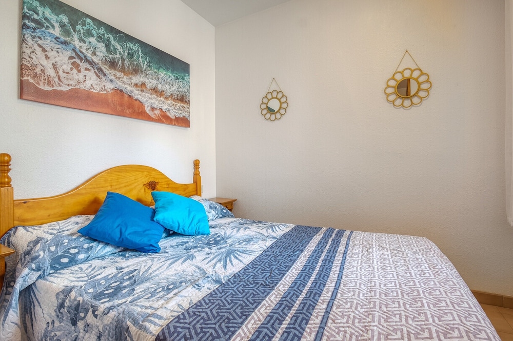 Apartment in Roses Near Platja del Eastrell
