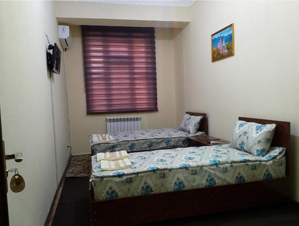 Hostel Mukarram view 5