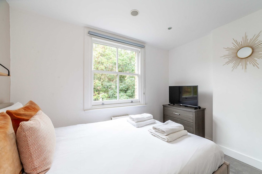 Luxury Chelsea Apartment