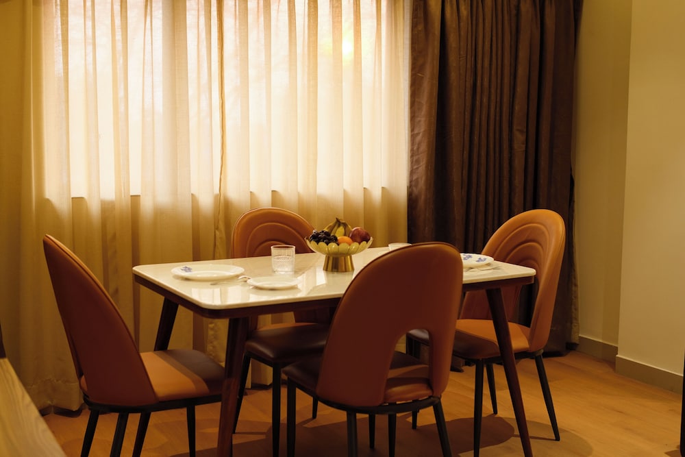 Sunstone Suites