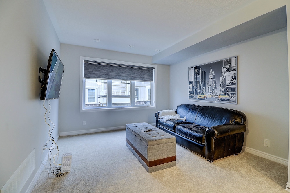 Oshawa Luxury