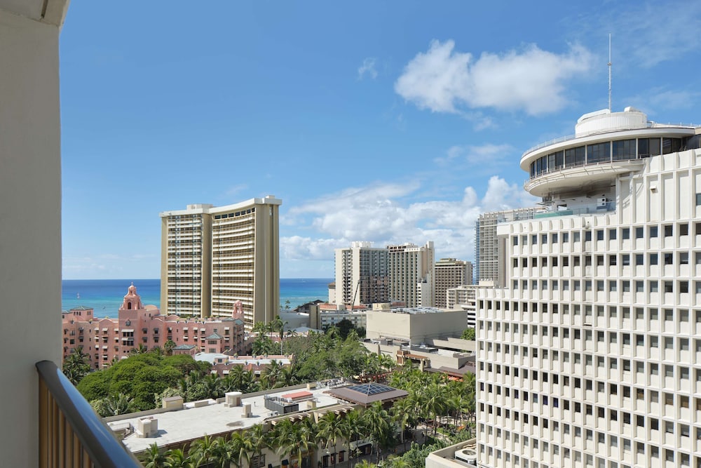 OUTRIGGER Waikiki Beachcomber Hotel 68