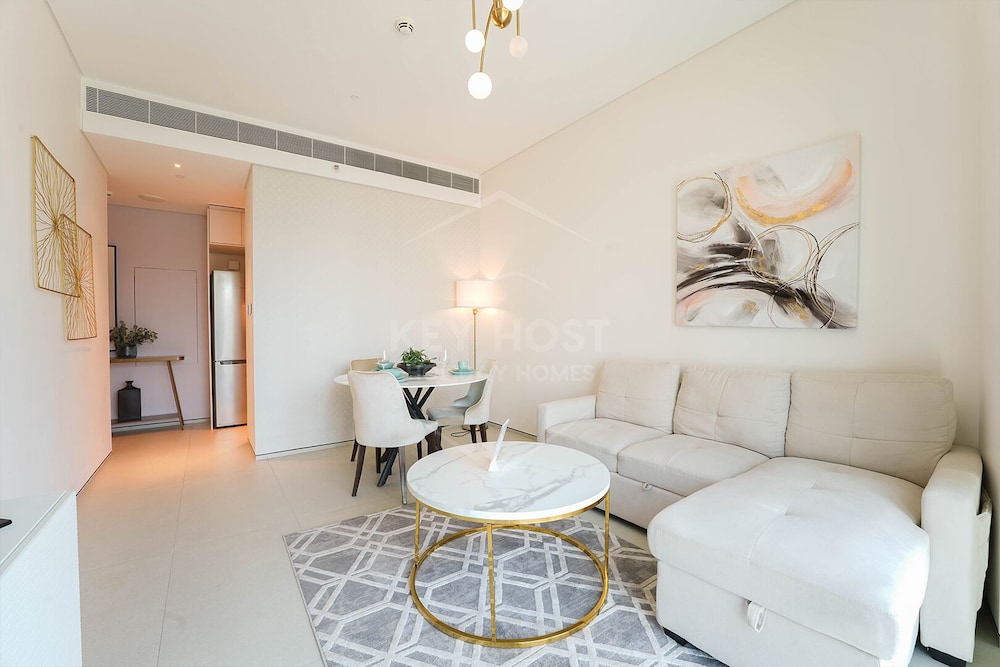KeyHost - Address Beach Residences
