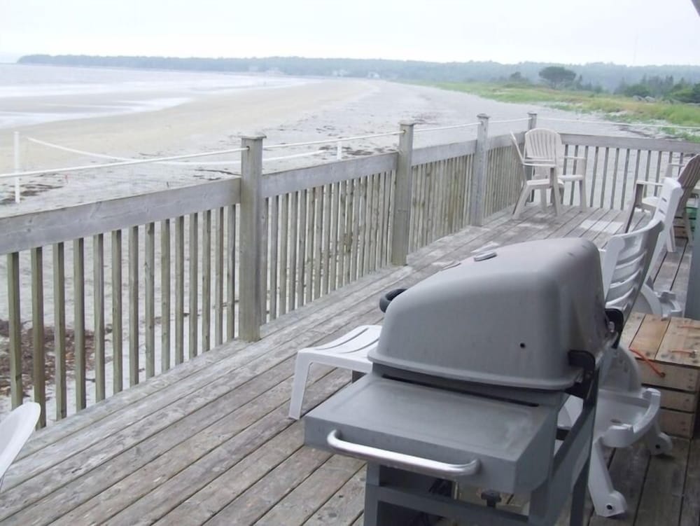 The Quarterdeck Resort