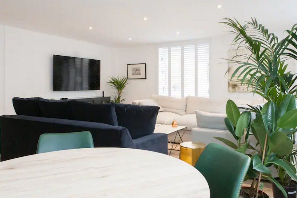 Shoreditch - Immaculate 2 Bedrooms Flat For 6