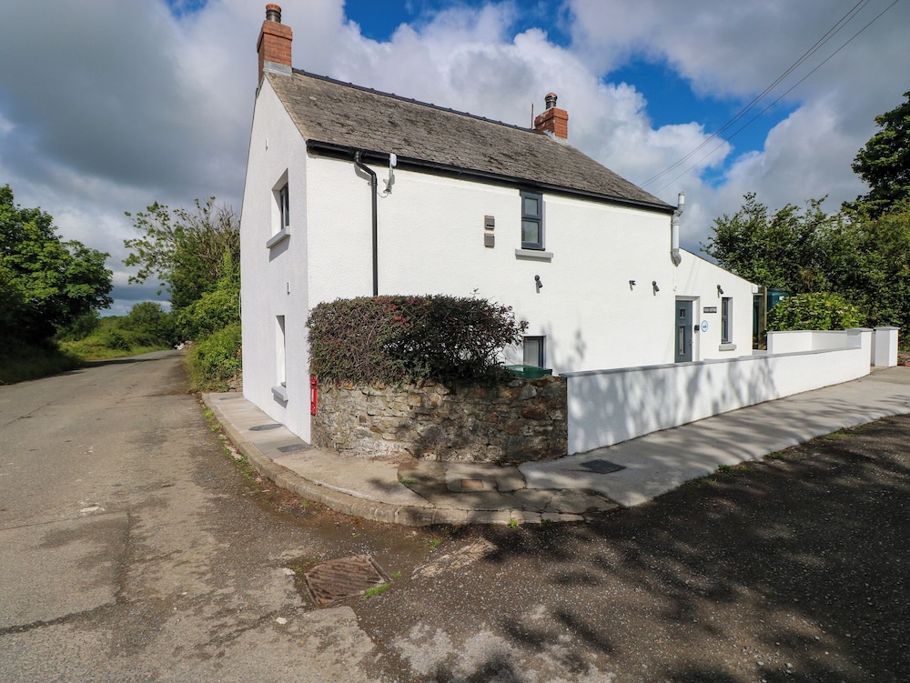 Folly Cottage