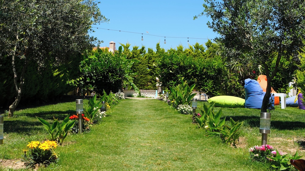 Lavinia Garden Alaçatı - Image 45