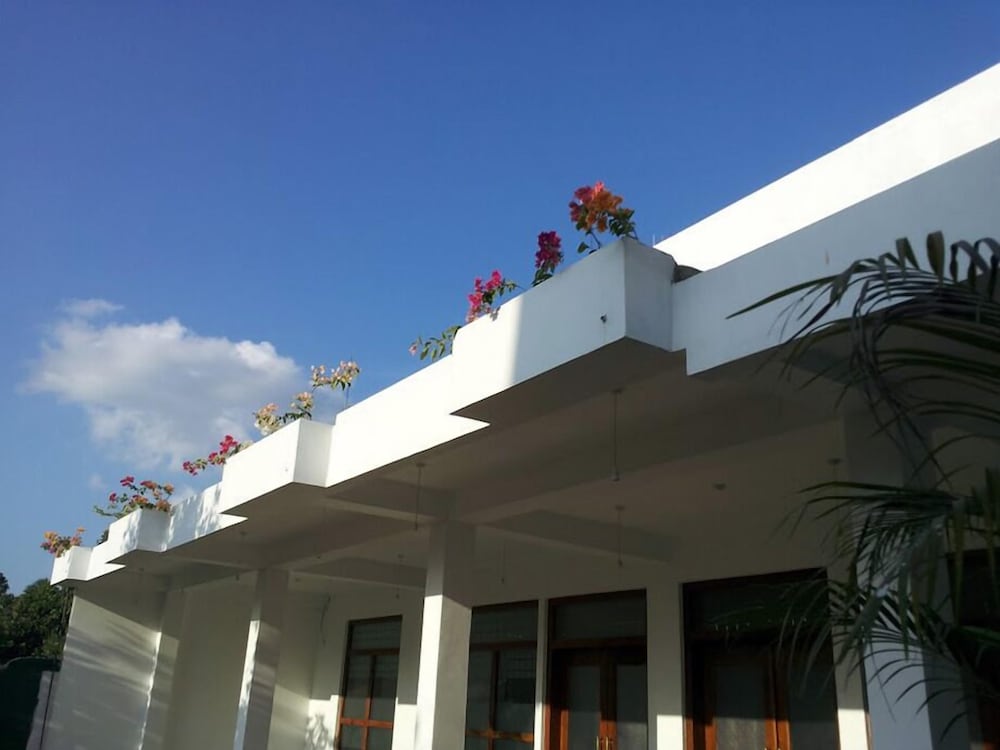 Milano Grand New Rest House