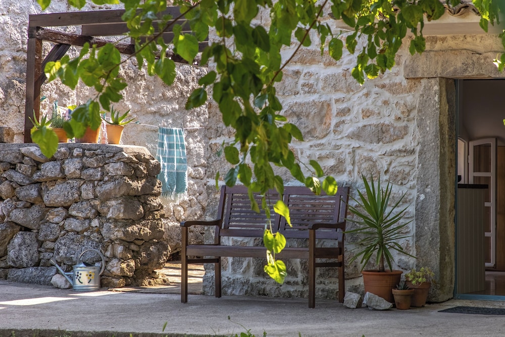 La Rocca Duo - Hidden In Istria